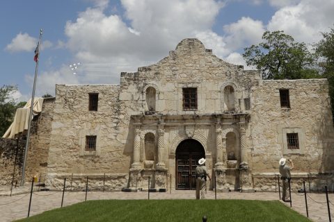 A picture of the Alamo in San Antonio, Texas.